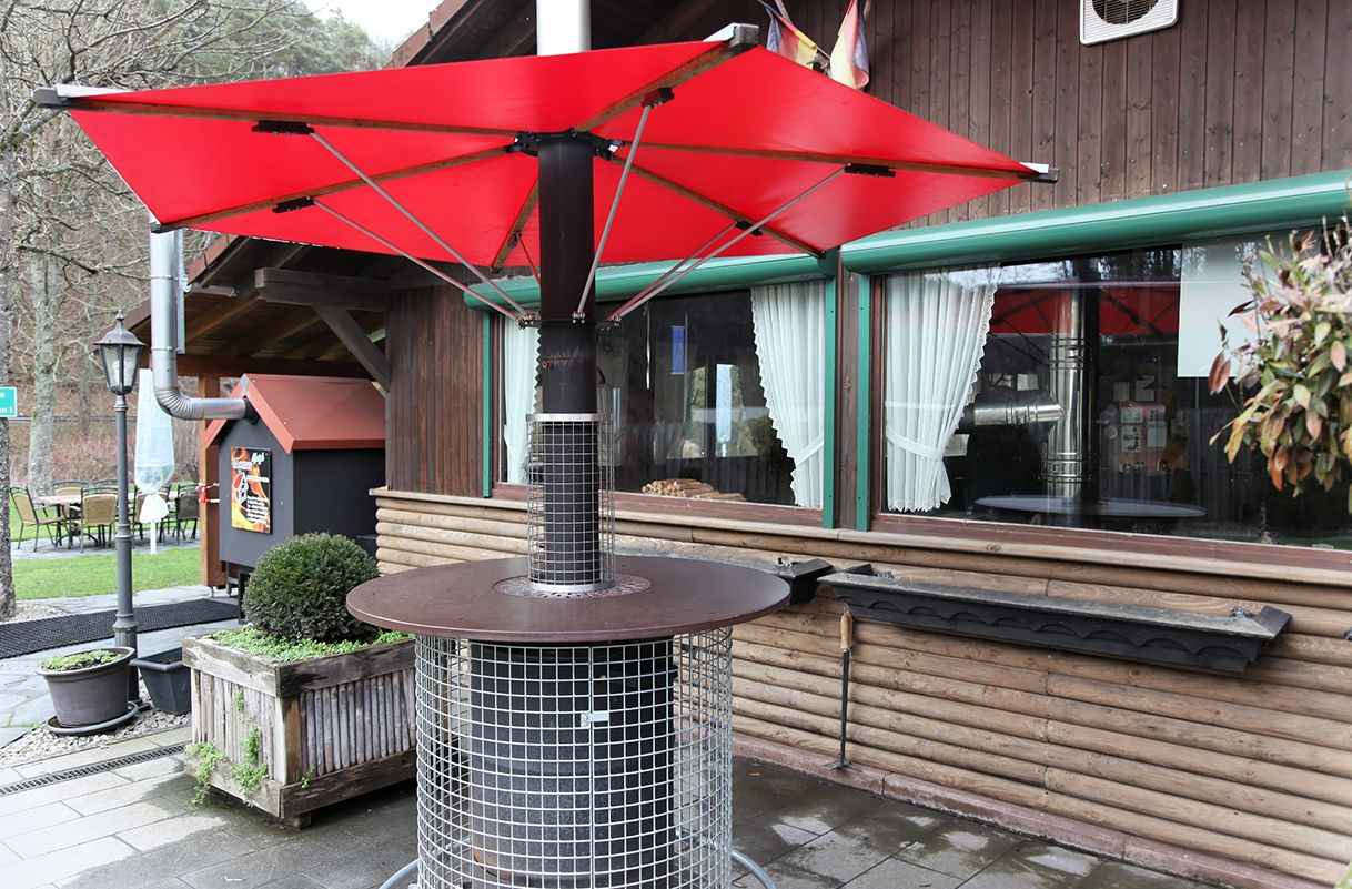 Hotel Restaurant Kupper Biergarten Eppenbrunn Pfälzerwald Erholungsgebiet Luftkurort Naturpark Nordvogesen Deutschland Frankreich